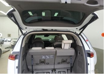 Kia Carnival 3.5 V6 7míst - ihned k odběru - 8