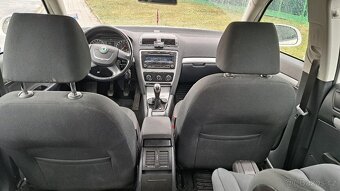 Škoda Octavie 2 facelift rok 2012 najeto 157000km - 8