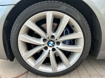 BMW f11 525d 150kw manuál - 8