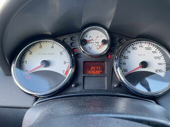 Peugeot 207 1.4 16V - 8