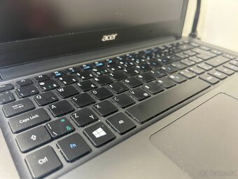 Acer TravelMate x349 - 8