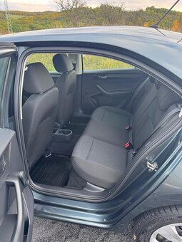 Škoda Rapid 1.0 TSI / 70 kW – 11/2019 – 60 000 km - TOP STAV - 8