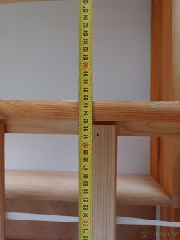 Dřevěná postel s úložným prostorem - 8