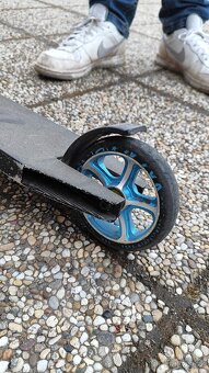 Madd MGP VX7 Nitro Freestyle Koloběžka - 8