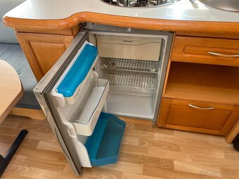 PRODÁNO Hobby Prestige 540, 4 osoby, stan, fr.postel, bojler - 8