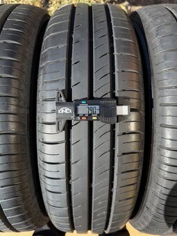 Zánovní letní pneu 185/65 r15 Kumho Ecowing ES31 TOP STAV - 8