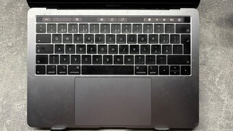 MacBook Pro 2019 ,256gb ,space gray - 8