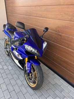 Yamaha YZF-R1 2008 - 8