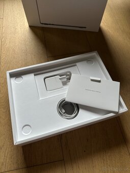 MacBook Air M2 13” 256GB Space Grey - 8