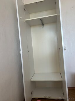 Nábytek (postel, skříně) DARUJI ZA ODVOZ - 8