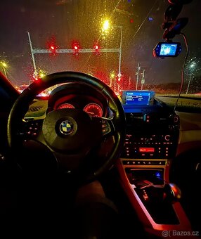 BMW X3 E83 3.0D 160KW M PAKET AUTOMAT 4X4 - 8
