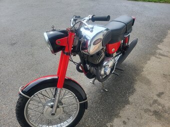 Prodám Jawa 350/362 Californian s TP - 8