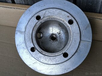 Hlava válce motoru BD 1S 72a - 8