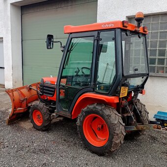 Kubota B2410 - 8
