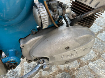 Motocykl Mondial - 8