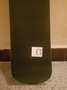 Prodám úplně nový snowboard CRAZY CREEK 125cm dlouhý. - 8