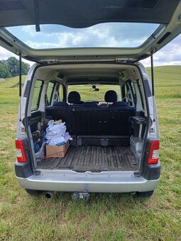Citroen berlingo 1.4 - 8