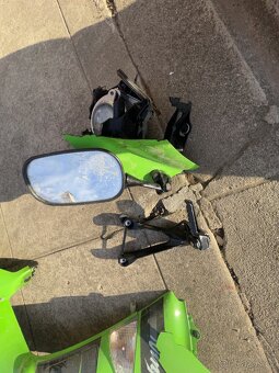 Kawasaki ninja zx6r - 8