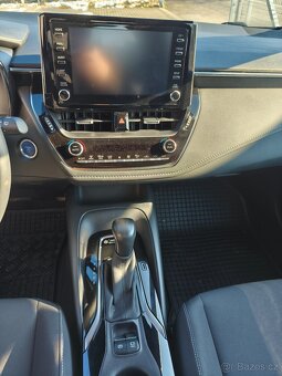 TOYOTA COROLLA 1,8 HYBRID E-CVT TOURING SPORT 23TIS KM - 8