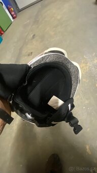 Lyžařské helmy - 8