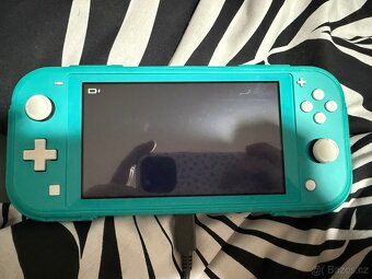 Nintendo switch lite - 8
