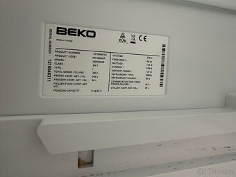 Lednice s mrazákem Beko (140) - 8