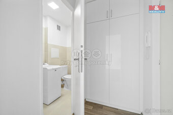Pronájem bytu 1+kk, 28 m², Pardubice, ul. Sluneční - 8