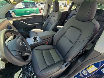 Tesla Model Y Long Range 2025 - 8