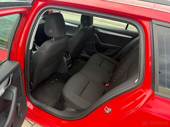 Škoda Octavia 1.6 TDI Combi - 8