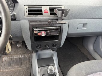 Škoda Fabia 1.2 40KW - 8
