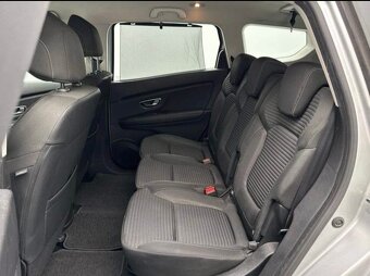 Renault Grand Scenic - 8