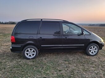 VW SHARAN 1,9 TDi 85kw 4motion - 8