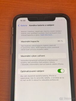 iPhone 11 64GB - 8