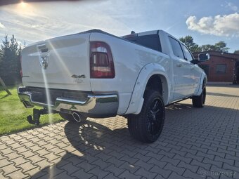 Dodge Ram 1500 Limited - 8