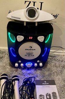 Nové karaoke Auna. Lze zaslat - 8