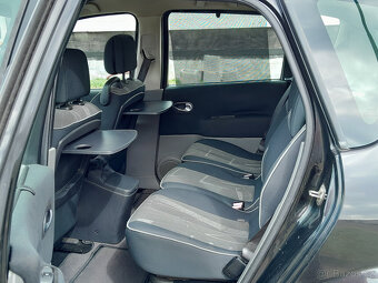 Renault Scenic 1.6 16V - 8