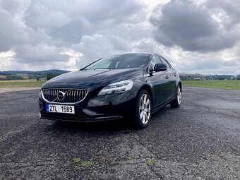 Volvo V40, 2018, 170tis km, kůže, TOP - 8