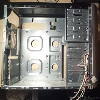 Černá ATX PC case - 8