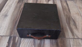 Prodám americký starožitní psací stroj Remington Portable . - 8