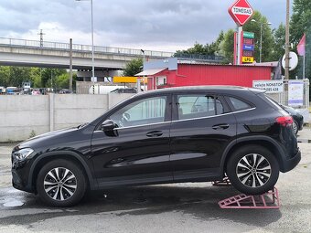 Mercedes-Benz GLA 180, Naví,Kamera,1majitelka 35 tkm,ČR, - 8