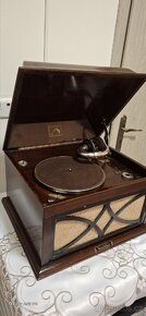 HMV104... mincovní gramofon na kliku - 8