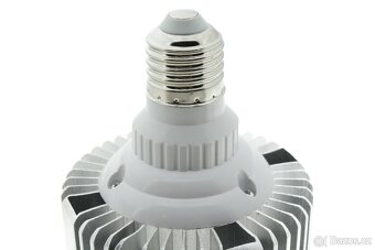 RGB LED žárovka 50W s dálk. ovládáním E27 2700-6500K - 8
