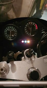 Honda CBR 900 RR - 8