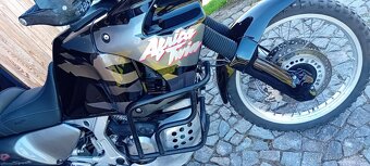 HONDA XRV 750 AFRICA TWIN RD 07 - 8