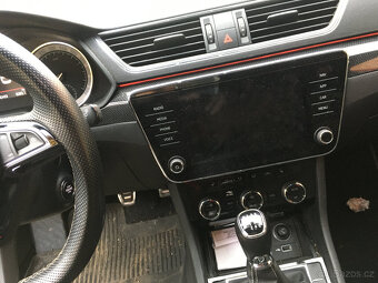 superb 3 kombi 2,0 tdi sportline r.v.2019 - 8
