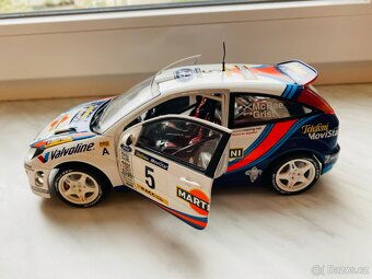 Ford Focus Colin McRae asfalt 1:18 - 8