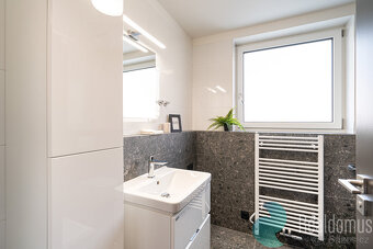 Pronájem nadstandardního bytu 2+kk, 55,2 m² , B. Smetany, Če - 8
