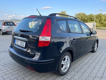 Hyundai i30 1.6 CRDI 85kW - 8