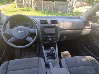 Volkswagen Golf 5 1.6i/Klimatizace/Tažné/Tempomat - 8