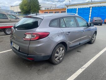 Renault Mégane 3 1,6 74kw - 8